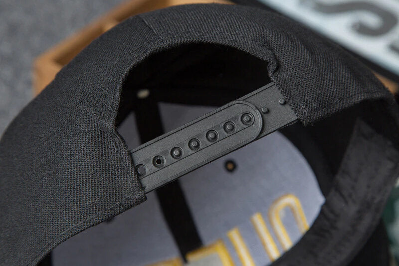 Cappellino snapback KING nero/oro | Cappellino | Oro