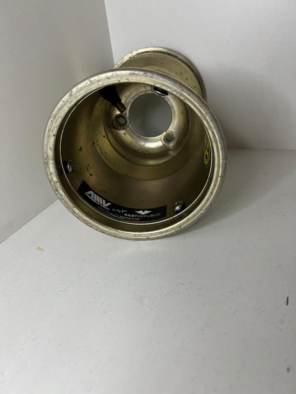 Cerchio posteriore in magnesio Kart Republic usato da 212 mm