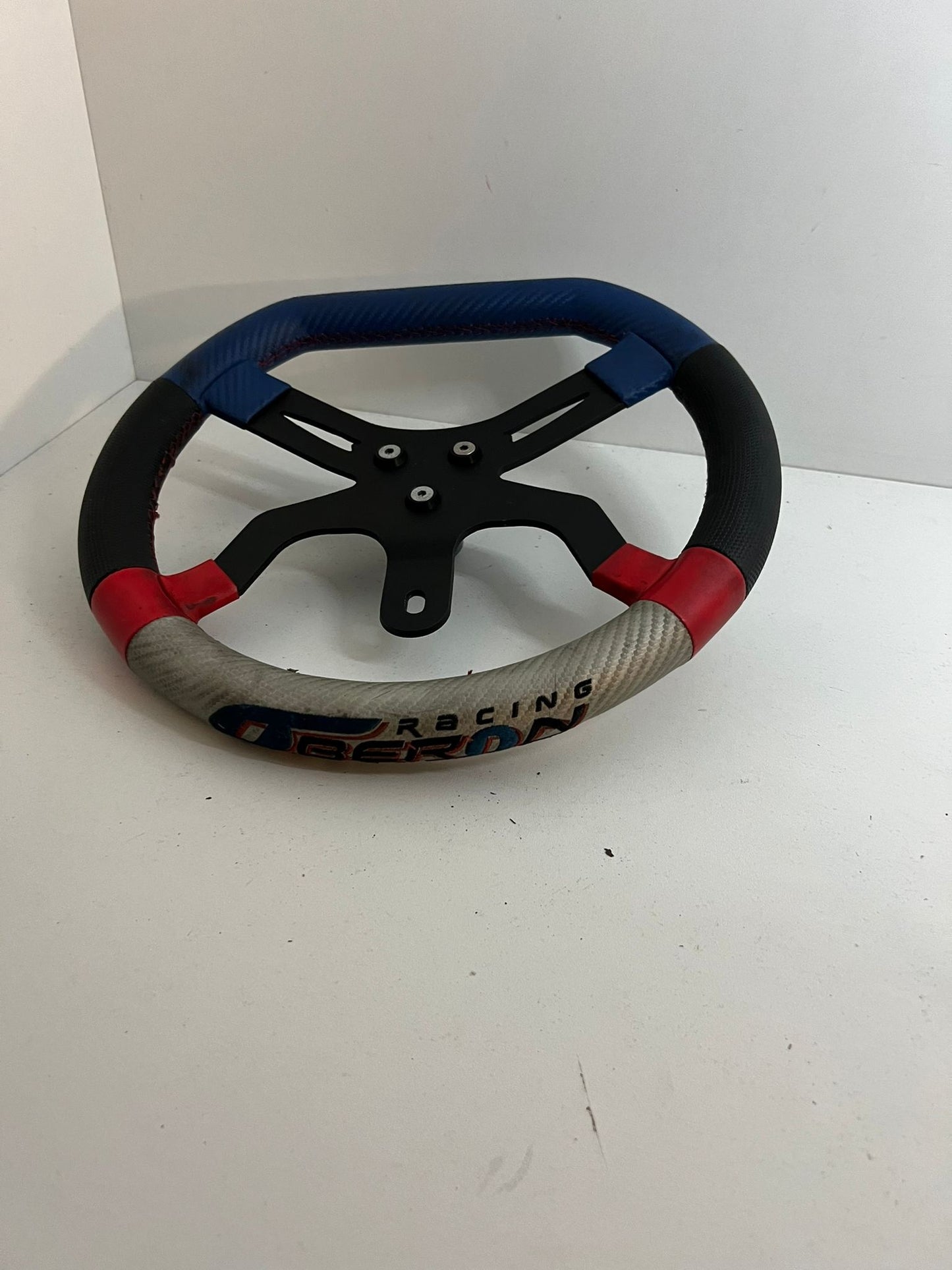 Gebruikt Oberon kart stuur incl. support